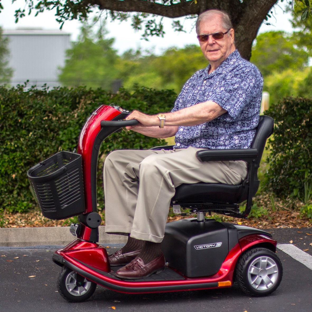 Victory 9 3 Wheel Scooter - SC609 Pride