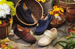 Dr. Comfort Women's Annie Diabetic Shoes - Navy