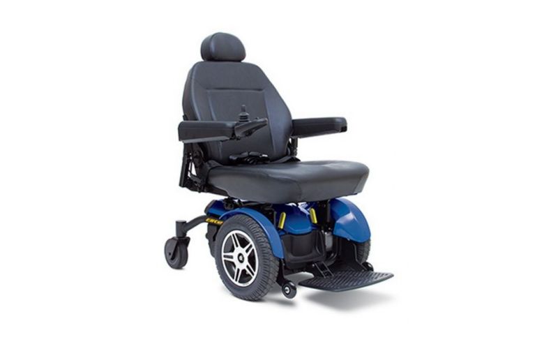 The Benefits of Power Wheelchairs vs. Manual Wheelchairs: Enhancing Mobility and Independence